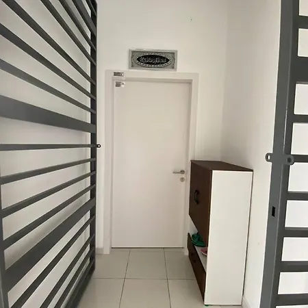 Myhomestay Adelia 2 Kajang Exterior photo