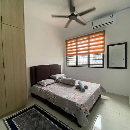 Myhomestay Adelia 2 Kajang Exterior photo
