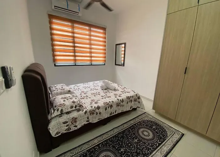Myhomestay Adelia 2